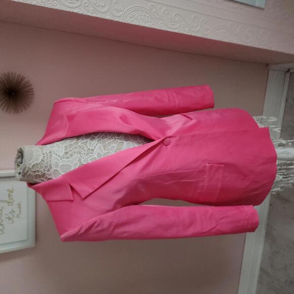 Zara Jackets & Blazers - EUC Zara Pink Satin unique Blazer Jacket inside heart pocket love  M